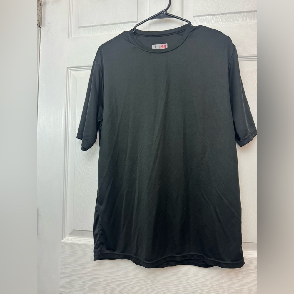 Classic Black Short Sleeve Men's Tee